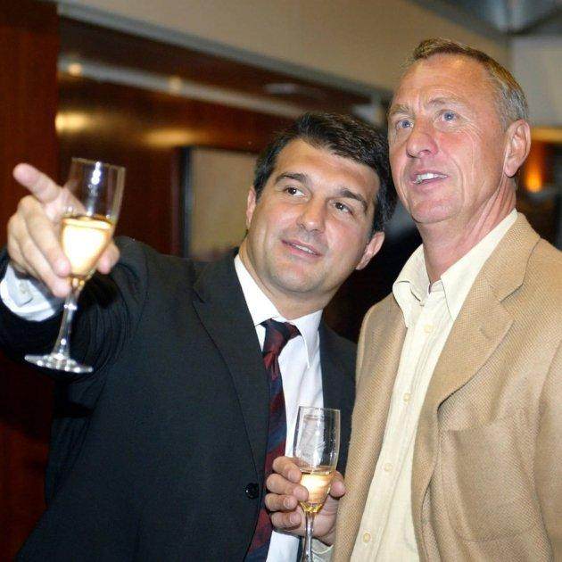 1706400297308052947.jpeg joan-laporta-johan-cruyff-fc-barcelona_1_630x630.jpeg